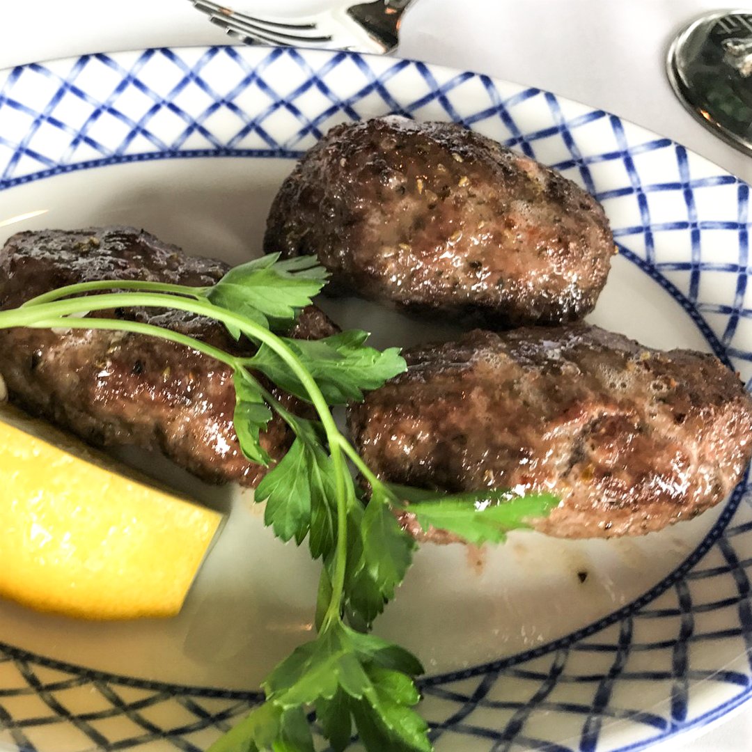 There’s not a problem our Keftedakia can’t fix. #KikiOnTheRiver