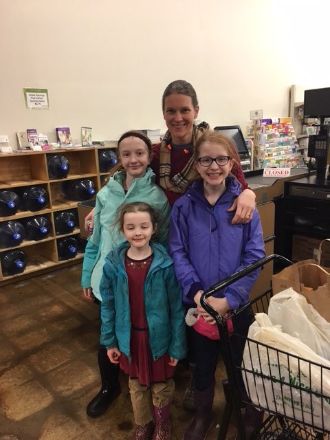 arborfarmsAA's tweet photo. Congratulations to the Coffman Family, winners of our 38th Anniversary Shopping Spree!!! https://t.co/TLmR05zRle
