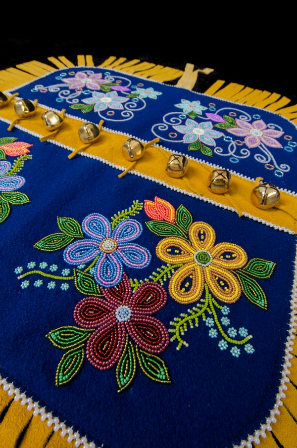 CCFFCMA's tweet photo. Pauline Livingstone, Arrival of the Dog Team, 2017. Melton, canvas, commercial moose hide, wool yarn, metal bells and cones, glass beads. Photograph by the Government of Yukon, Department of Tourism and Culture. #craft150 #yukoncraft https://t.co/hnBic91M1a