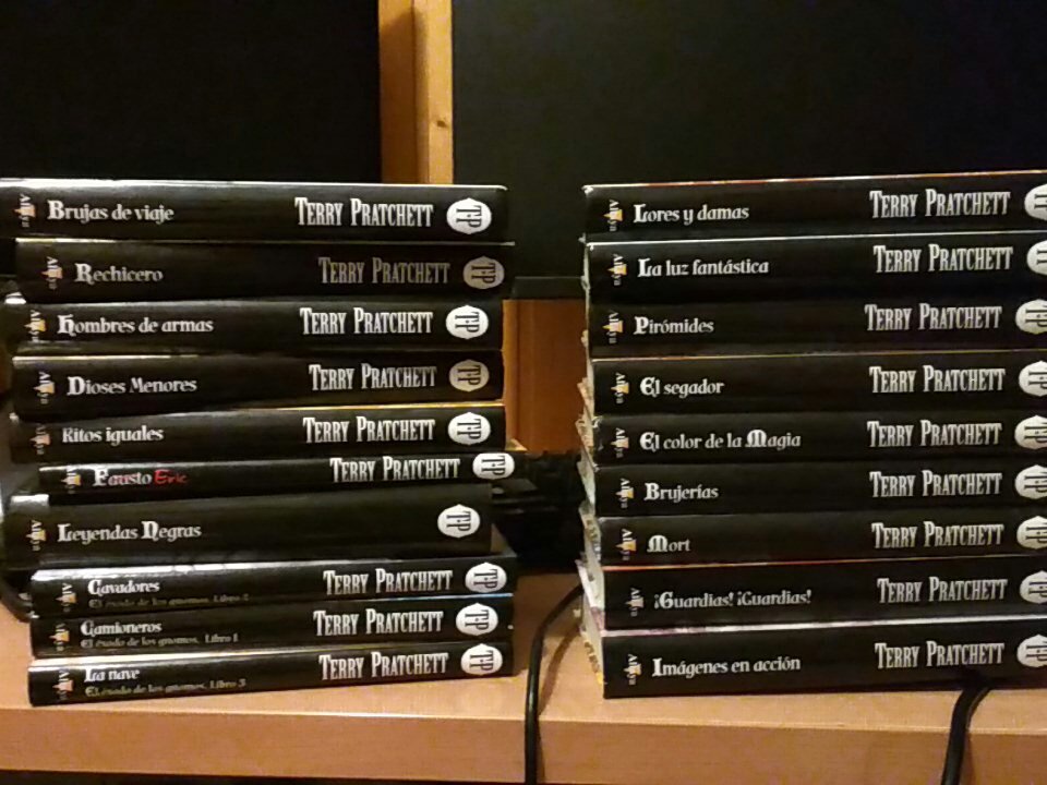 IaxMoonStealer's tweet photo. Acaba de llegar mi regalo de Navidad de parte de mi padre,¿qué  te parece @Pazos_64? https://t.co/CaX56m0he0