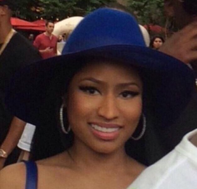RohatMinaj's tweet photo. Someone told me i had “fish lips”... https://t.co/X5kz1MLjGg