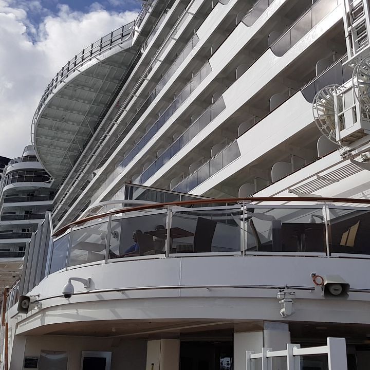 Liveboatcruises's tweet photo. #MSCSeaside in navigazione atlantica #ThePlaceToBe #mscship #msccrociere #msccruisesofficial #navedacrociera #crociera #cruisingtheworld #twitter #liveboatcruises Watch #Instavideo:https://t.co/ONMGsGuq4Q https://t.co/730vXCfh1y