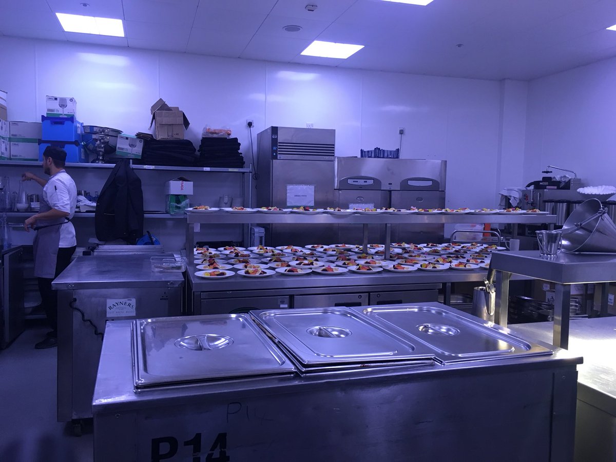 Busy week at #1MLP! 
Christmas  is coming 🎅🏻🍾🥧 
Annual event- 100 people Formal Dining = Smashed it! 🤗 
Turkey, sprout, mince pies and all the trimming! 👌🏻
<a href="/Paw_85_/">Pawel Szczepanski</a> <a href="/NicolasPlanty/">Nicolas PL</a> <a href="/LondonReedy/">PaulReed</a> <a href="/Foodexcellence/">Nickell’s Blossoming Garden</a> @Aaron_s_roberts <a href="/GaborTot86/">Gabor Toth</a> <a href="/rob_bow/">Robert Sussex</a> <a href="/amy030890/">Amy Knott</a> <a href="/Florian_MLP/">Florian Delaplace</a>