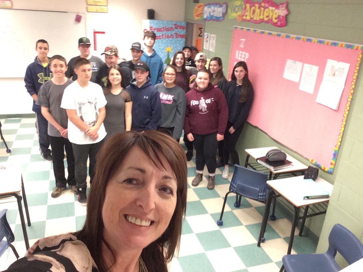 kampbell66's tweet image. @NLESDCA @TATwolves Grade 9 Math Christmas door is finished, love it🎄🎅🏽 #fractiontree #math9 #Christmas2017