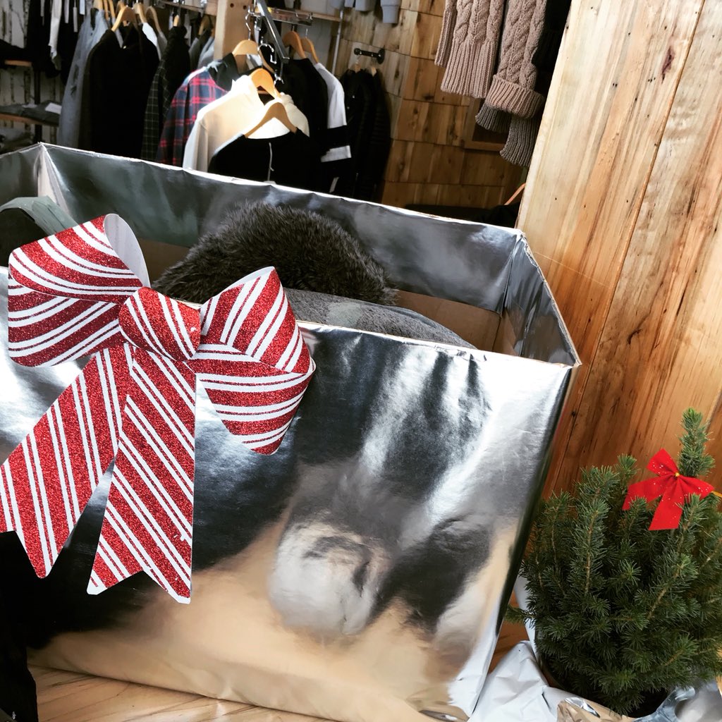 Our donation box is filling up quickly! Thanks to everyone’s who’s donated thus far 😍 our Christmas Clothing Drive runs until Dec. 23rd so you still have time to donate &amp; get 25% off EVERYHING in-store 🎁🎄 #KWAwesome #WRAwesome #UptownWaterloo