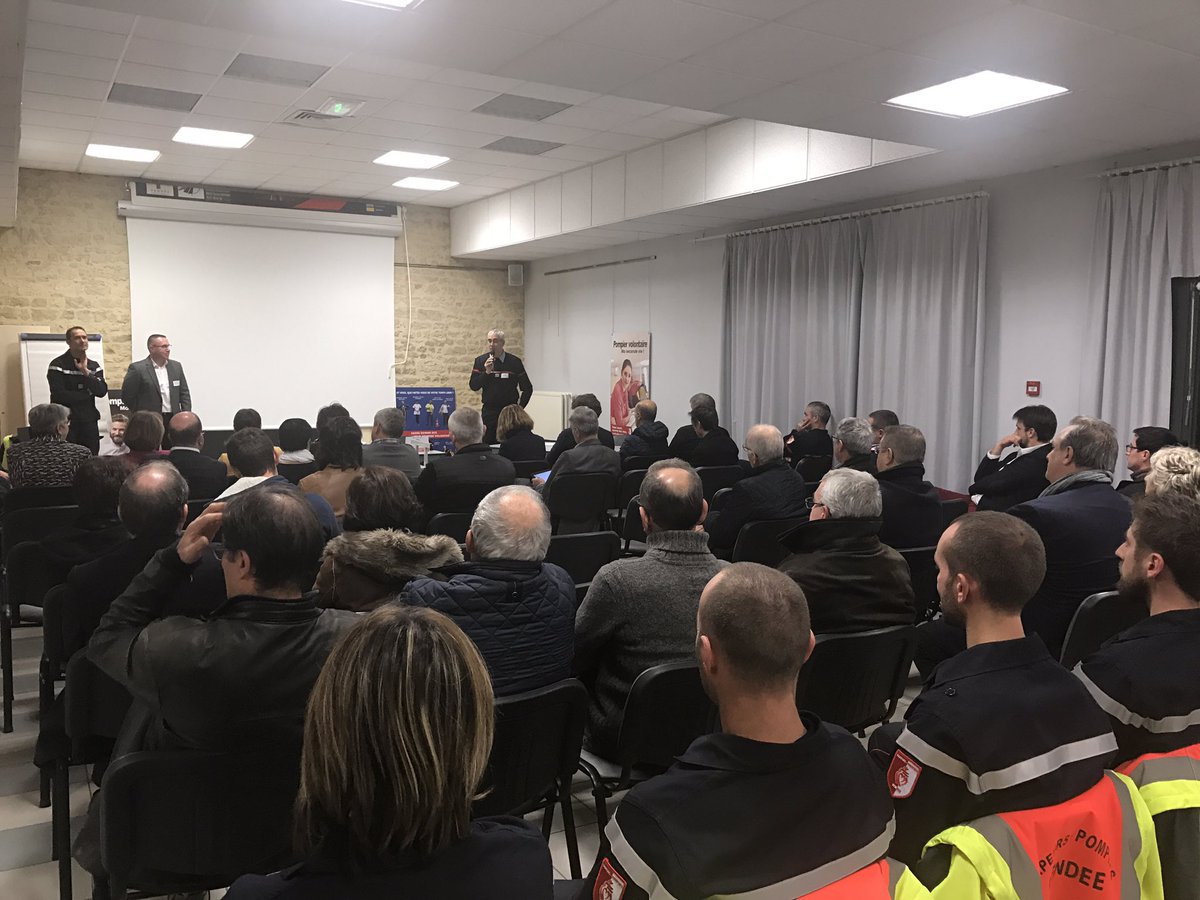 Rencontres entre le <a href="/SDIS85/">Sapeurs-pompiers de la Vendée</a> et les entreprises de la Comcom "Sud Vendee Littorale".Retrouver l'ensemble des dispositifs sur le site du SDIS