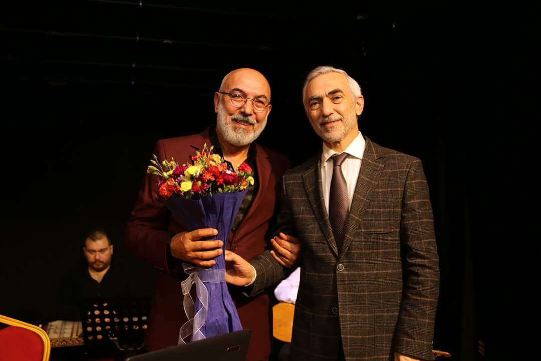 KagithaneBelTR's tweet photo. Gürsel Mahalle Konağımızda gerçekleştirdiğimiz ilk konser etkinliğimizde Ömer Çelik Kağıthanelilerle buluştu. https://t.co/UUmQiEjTdB