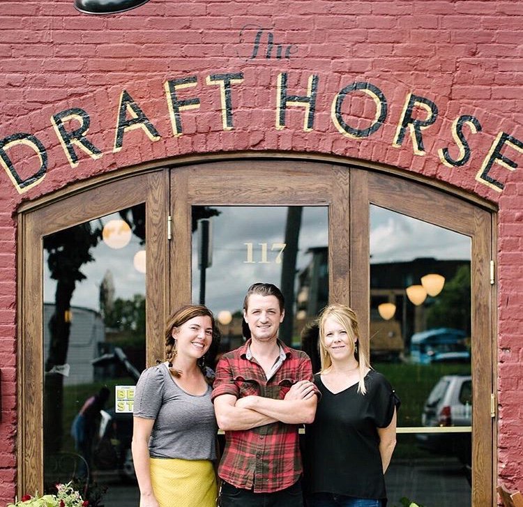 NEMplsBeer's tweet photo. Construction has really hurt business at @drafthorsempls lately. Support a wonderful #NEMpls business by dropping in for a beer and a bite! https://t.co/GzF9rQDQW2