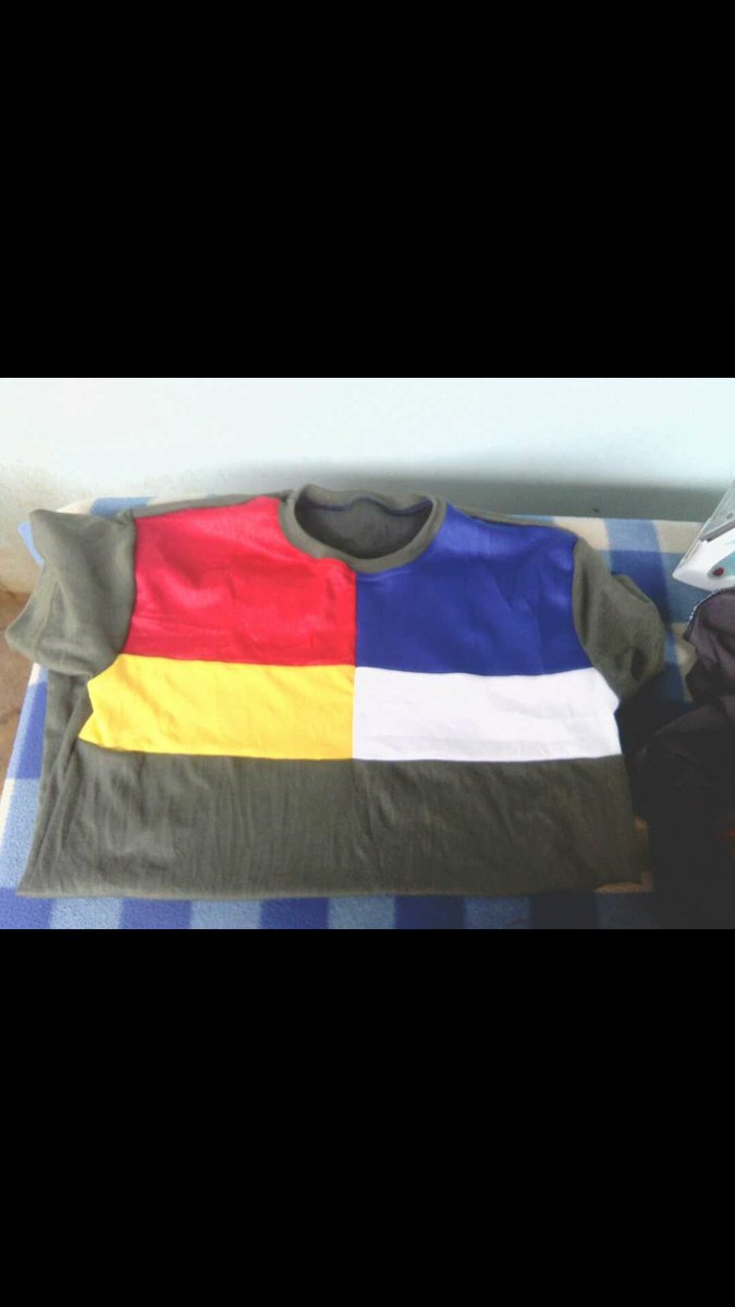 sellandgo's tweet photo. Exquisite comfortable T-shirts with unique designs. 3k each . Available in all sizes .
#PutYourMoneyWhereYourMouthIs #DecemberWave #Fashion https://t.co/1KegAQxstz