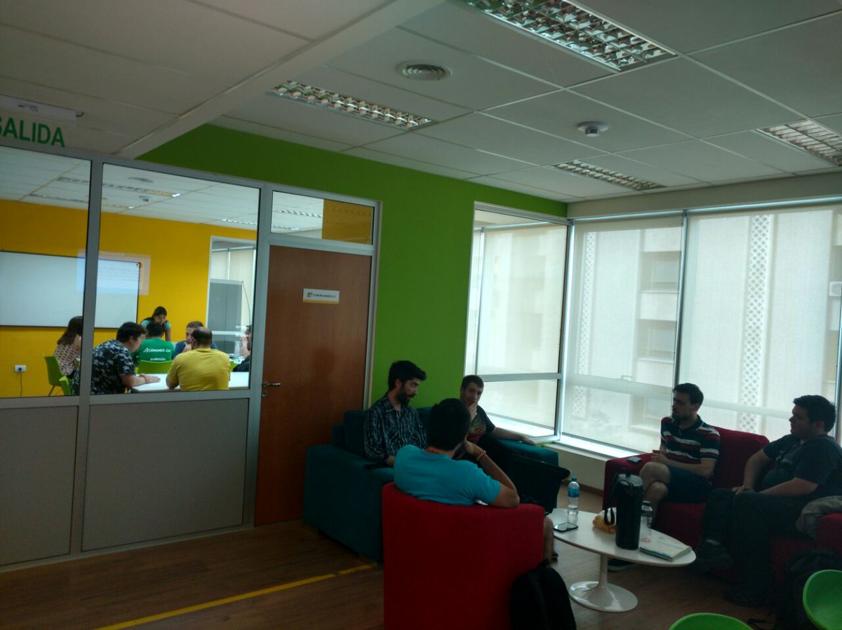 bahiahubmbb's tweet photo. Postal de una tarde cualquiera en el Club de Emprendedores de Bahía Blanca.
Si tenés ganas de sumarte al Club postulate ingresando a https://t.co/jqtWzvceMe
#coworking
#BahíaEmprende
#ArgentinaEmprende https://t.co/KKfvBEJNQv