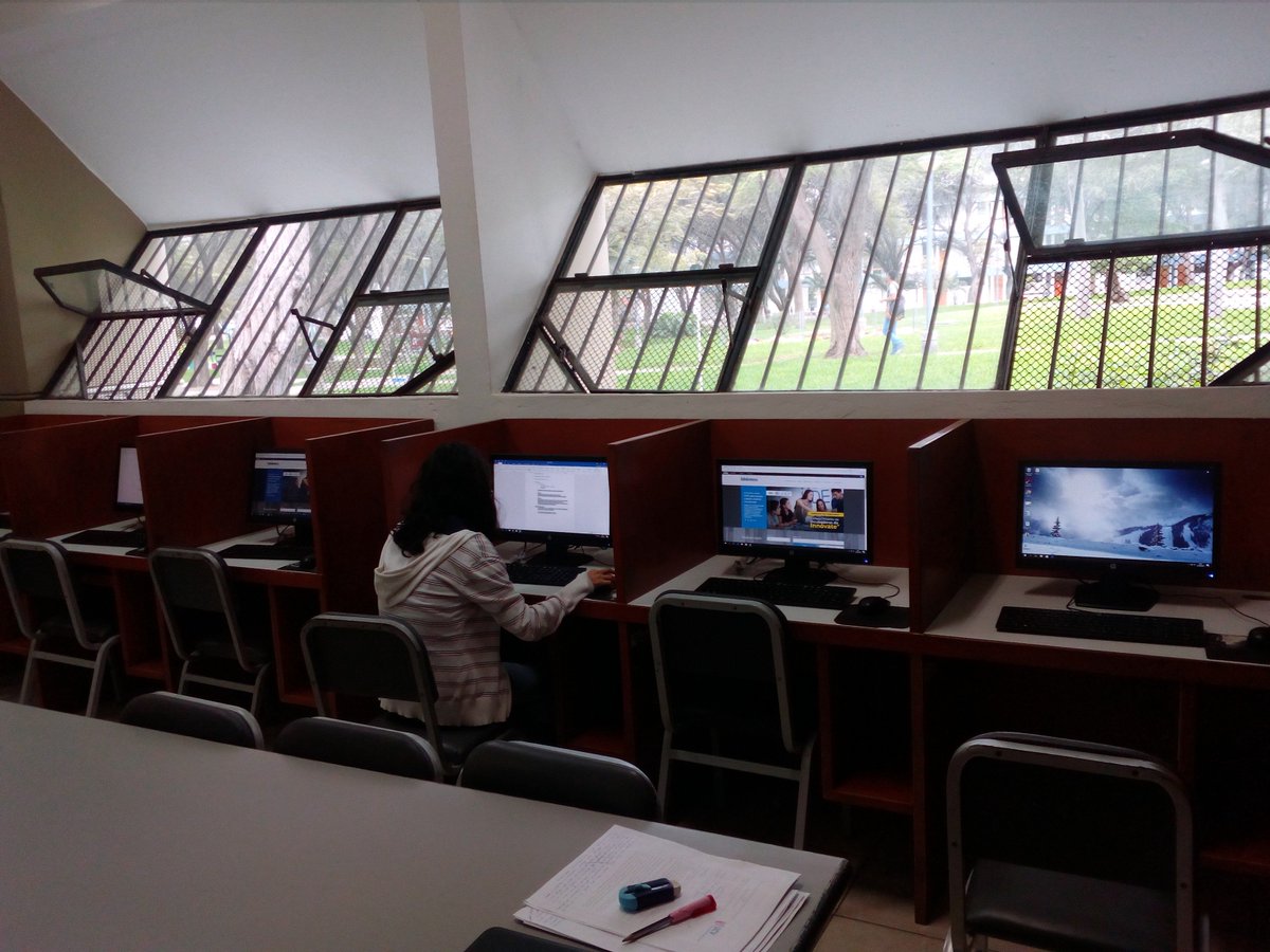 LinkYou_Project's tweet image. #LinkYouProject in action! Each Latin American partner university is equipping a room with computers and other devices for the training of regional actors and the promotion of the #ChallengeAcademy platform. We share some photos from @UDEP. More info on linkyou.fahsbender.pe