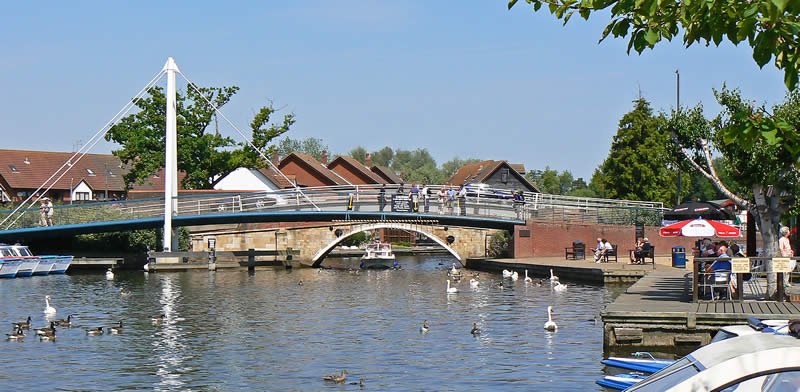 tournorfolk's tweet photo. We have updated our guided picture tour of Wroxham and Hoveton, the capital of the #NorfolkBroads #Norfolk See: https://t.co/N7v9n47FZZ https://t.co/cS2C6kPG4x