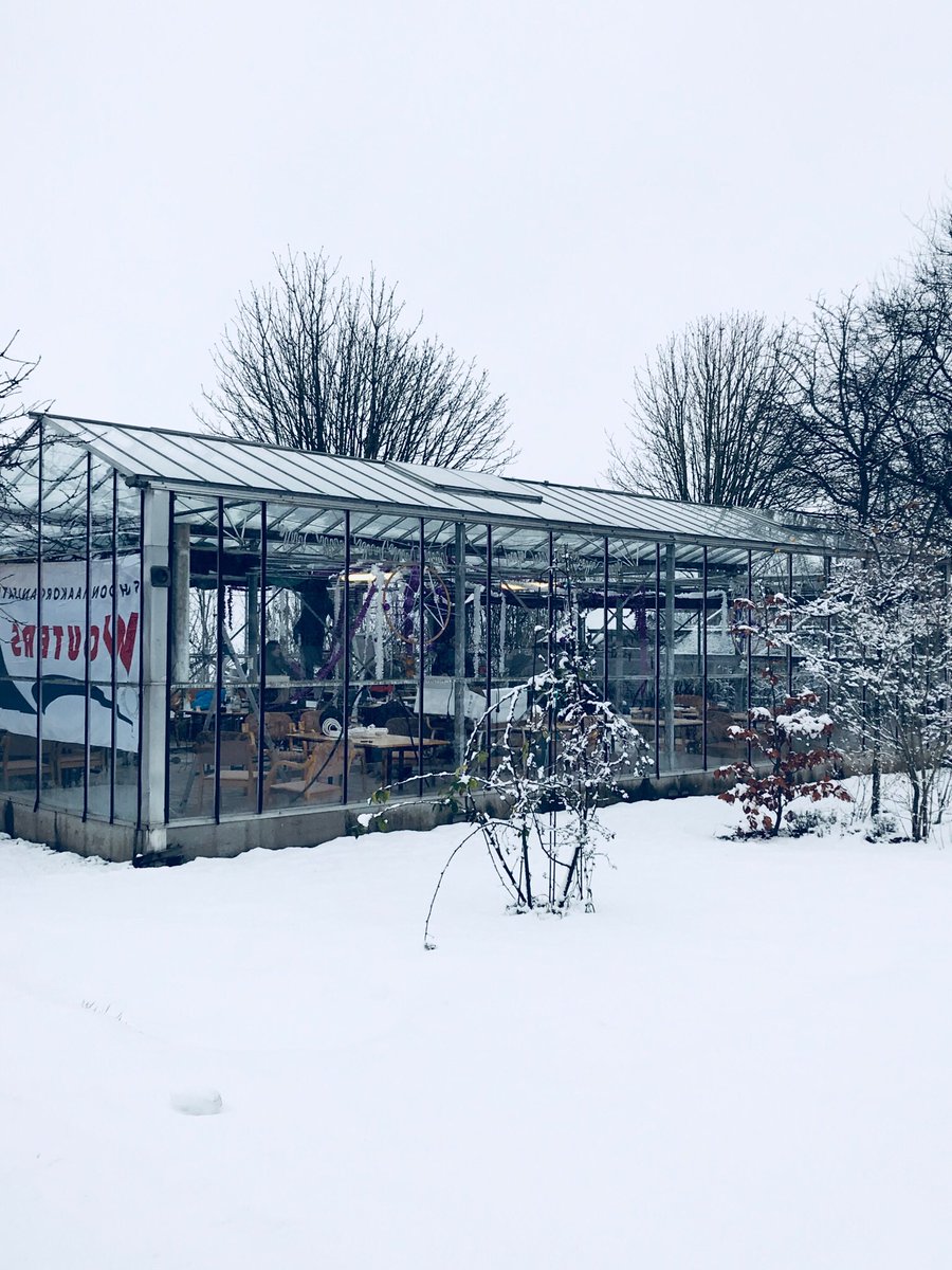 Omdat bewoners van Sint Anna een Glazen Huis te laten beleven, opende wij dit vandaag. Mogelijk gemaakt door partners! Het goede doel is Stichting Vrienden Sint Anna!