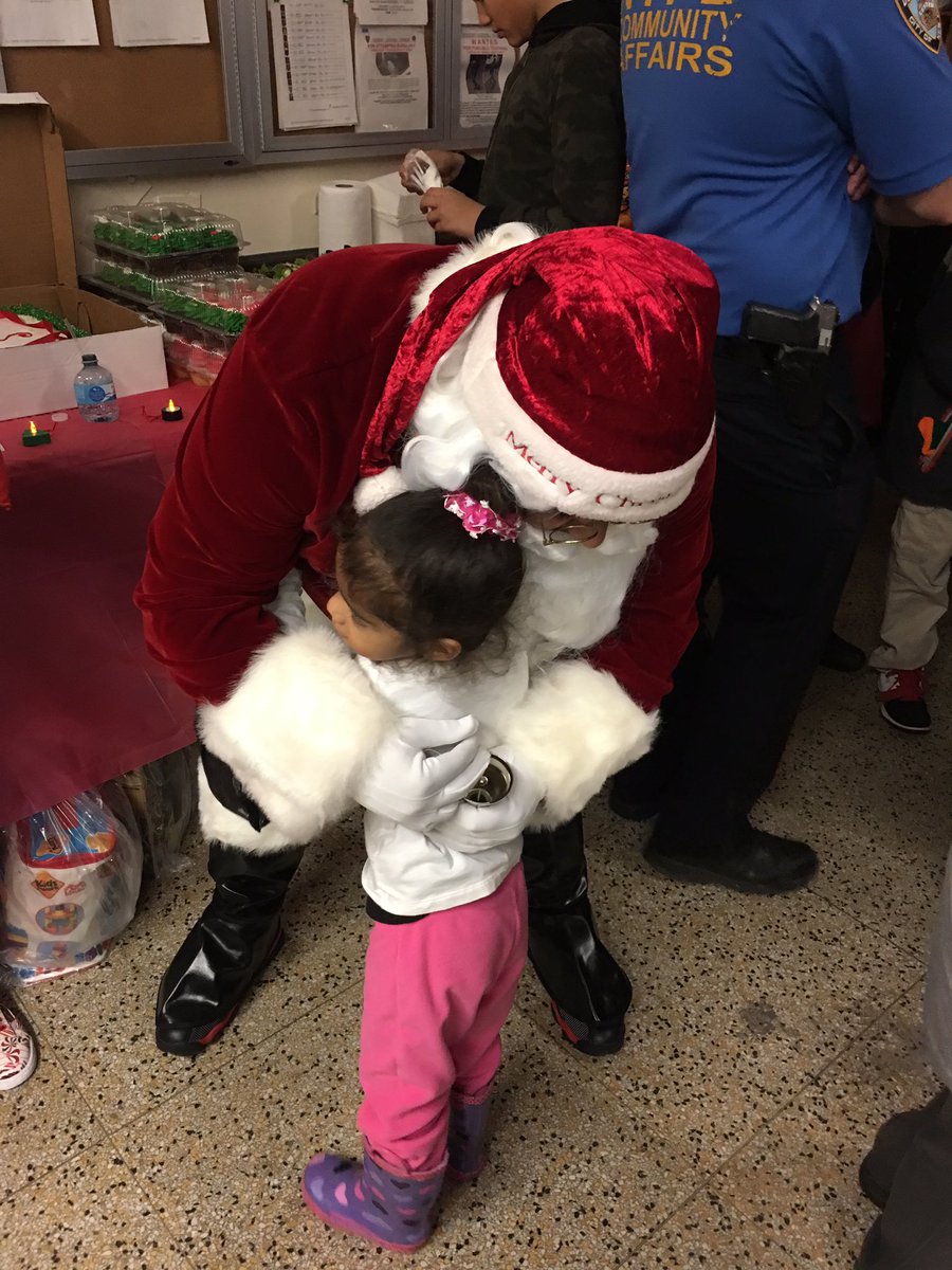 NYPD45Pct's tweet photo. Marines #ToysForTots Christmas Party at the #45Pct #NYPD https://t.co/52Qg5t86s3