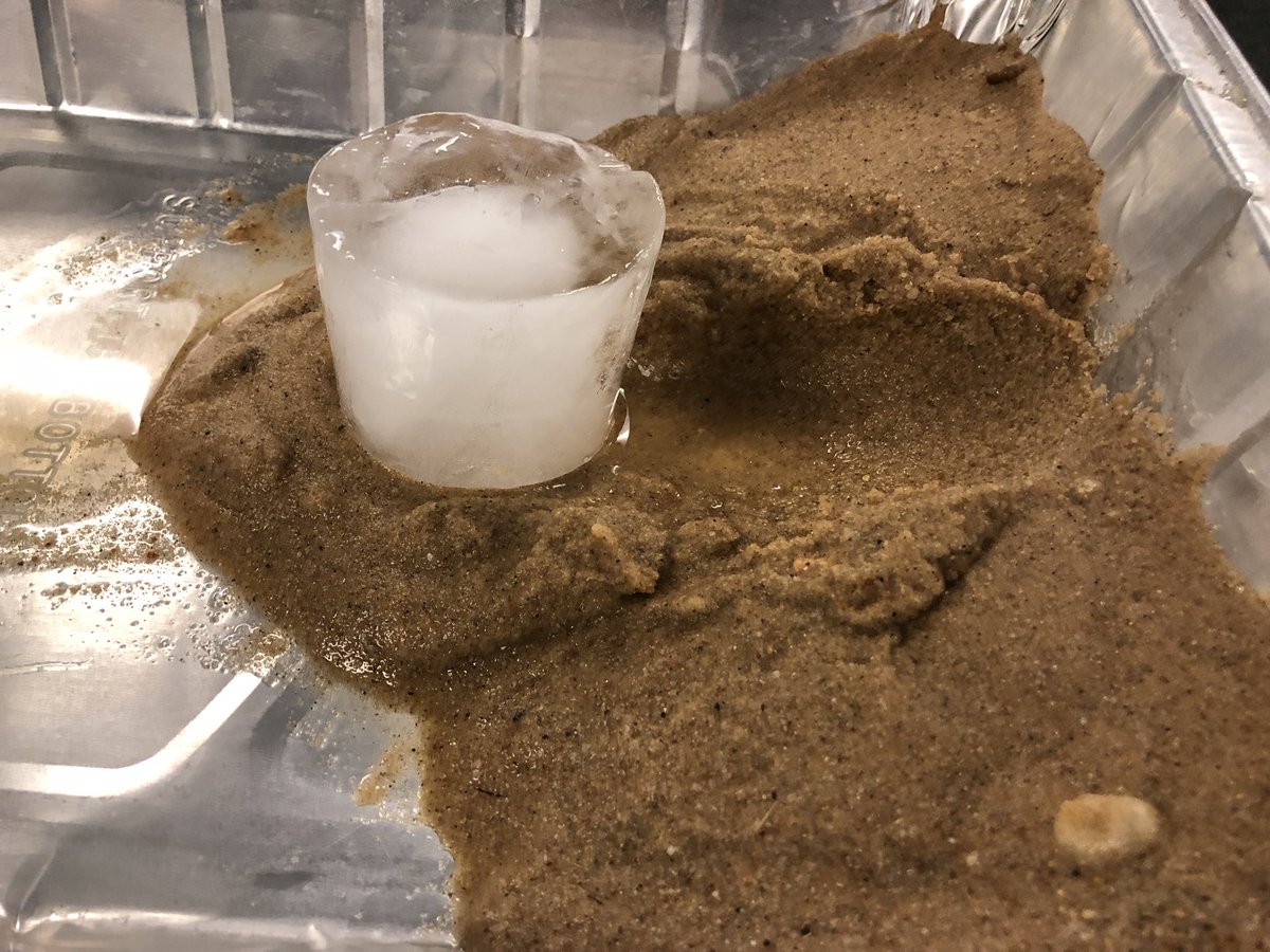mrsyacoub's tweet photo. Moving glaciers through sand to learn how wide u-shaped valleys are formed. @GattisRRISD #ciencias #duallanguage https://t.co/kgRvqYTK1l