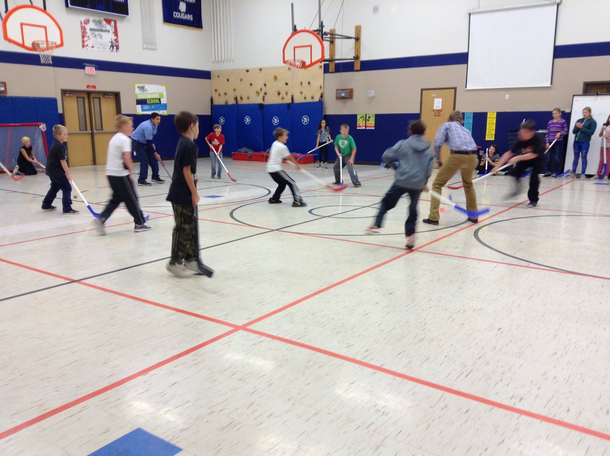 TariPhares's tweet photo. #FUTP60 Black Hawk students, teachers, and custodians getting their 60 minutes in at school!!  #RCASfiredup #CATCHMVP https://t.co/7WbGIJI8QQ