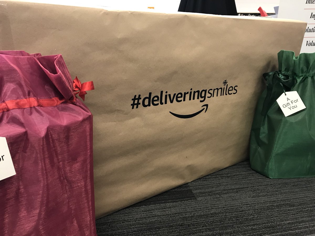 BBBSPeelYork's tweet photo. #BMC and #BBBSP are proud to partner with @amazon this holiday season for their #deliveringsmiles stop in Brampton. https://t.co/4c0lCPMDRY