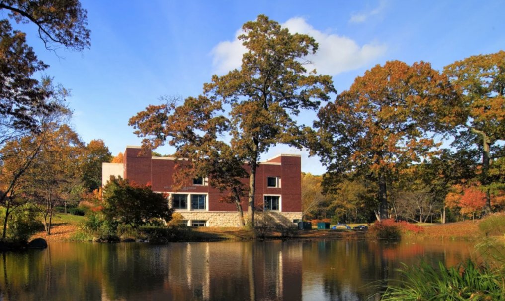 #DYK that only half of the 2 million students who started college this fall will graduate? There could be a solution, and many are saying it's #BigData: washingtonpost.com/news/grade-poi…