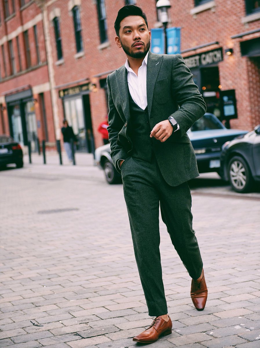JoeySalmingo's tweet image. ”There was a fork in the road... I took it as a sign and went looking for the nearest restaurant.”
- Joey Salmingo
·
·
·
📸 Photo by @MauricioJCalero
👔 Threads by @ThomasHenryMade #THmade