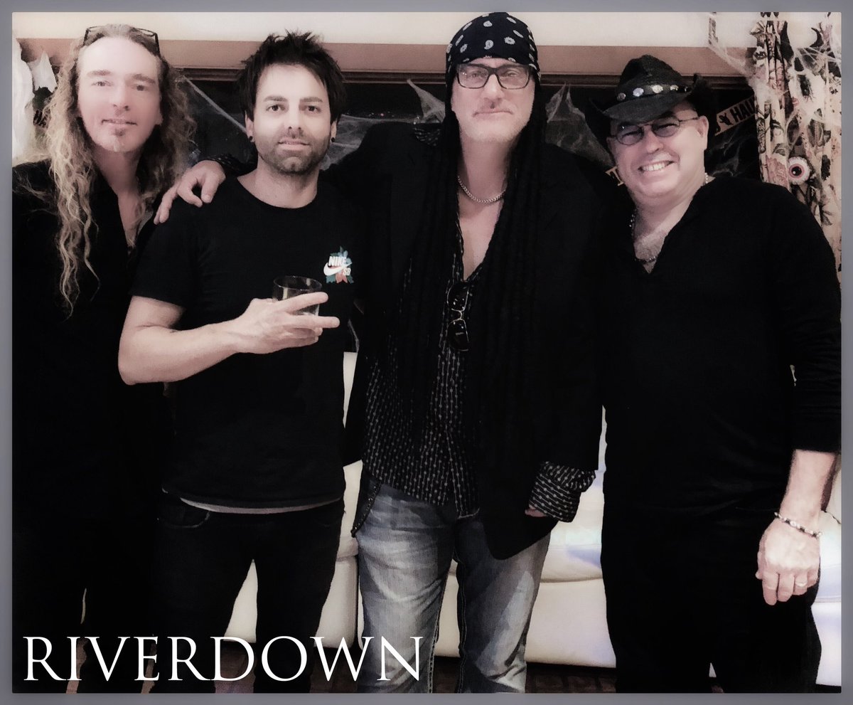 RnR_healthguy's tweet photo. #Riverdown Thursday #Copper Blues in City Place. 8-11pm Friday at #Lulus Bait Shack in Fort Lauderdale 9-1am https://t.co/Xb1N08hezP
