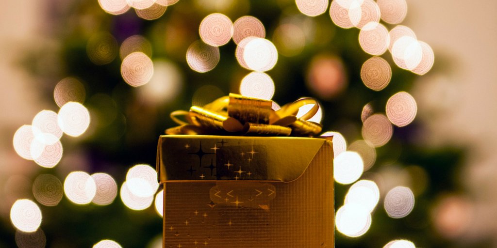 Piggeeback's tweet photo. How's your #gift #buying coming along? Your #girlfriends are your most important gifts! Get them exactly what they want this year. Check out our Gifts for Your Girlfriends #blog post for a full guide for each of your #friends.
https://t.co/m9c31L3Zg2 https://t.co/yh7dK9PYxM