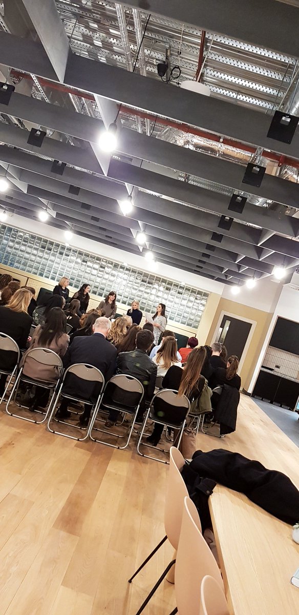 anastasiakenyon's tweet photo. Great night at the @weareAllBright One Year event at @WeWorkUK with @lifestyler_me, @fdisruptors, @Loucordwell and @favouriteplaces !💓✌ https://t.co/qtWEFVsmuS