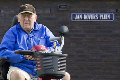 Jan Rovers wás Bruheze dlvr.it/Q5fRRc