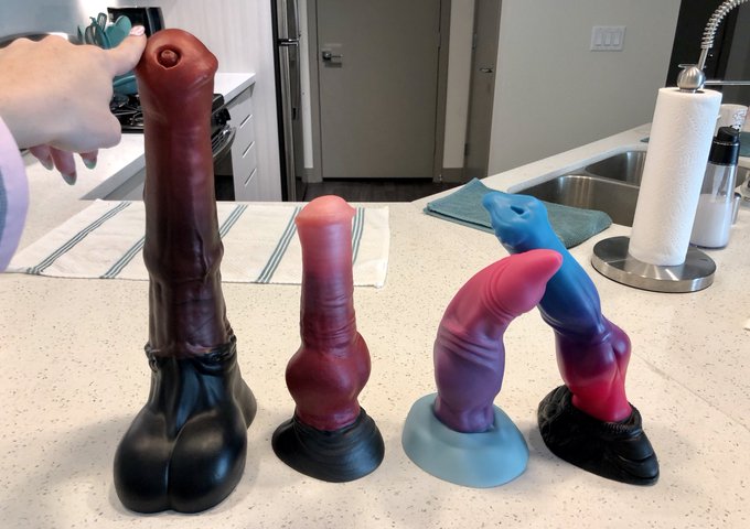 Bad dragon toys