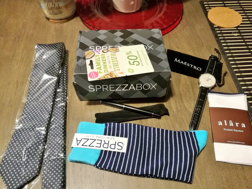 degg31's tweet photo. Decided to try a subscription box for the first time. Glad I landed on @sprezzabox ! Really really nice stuff. The picture doesn't do it justice #MySprezzaBox #subscriptionbox https://t.co/B0ZNbds22S