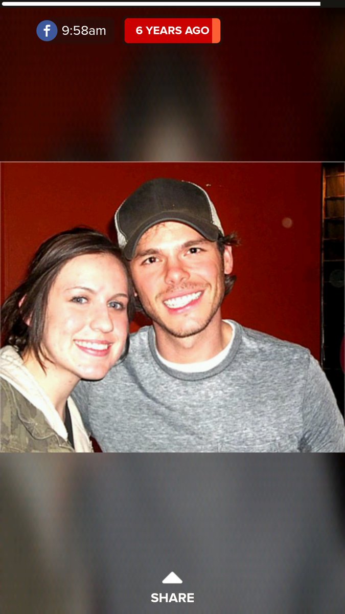 MissTashaBell's tweet photo. @GrangerSmith 6 years ago I was 18 and old enough to get into a bar and finally see you for the first time! My dad took me and everything 😂😂 #somuchhaschanged #suchbabies #grangersmith #midnightrodeoamarillo #longtimefan https://t.co/eVHGlDG2ZF