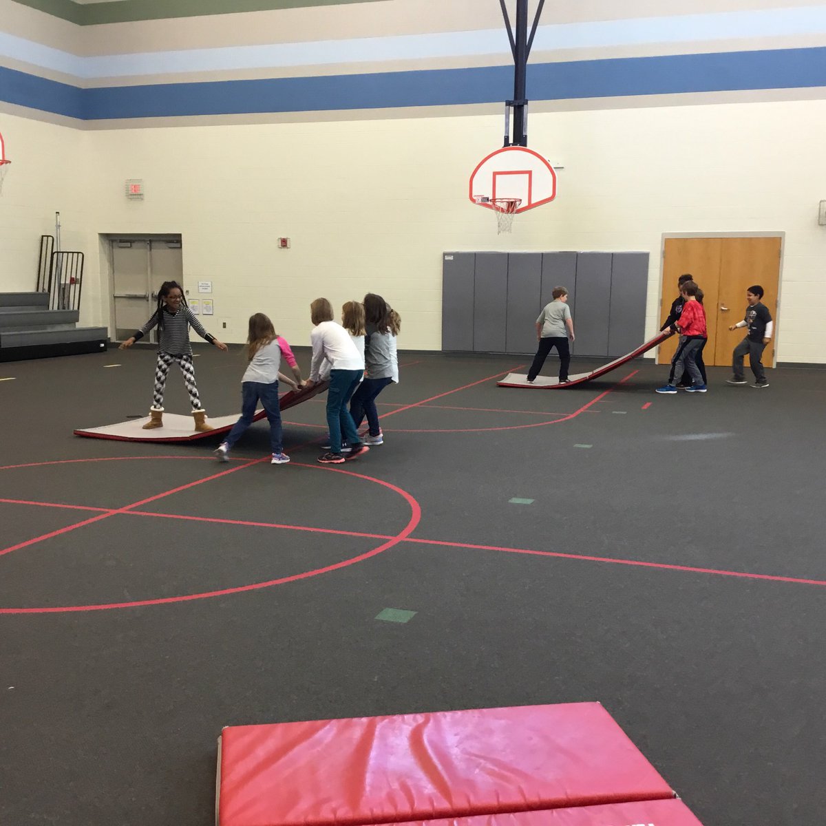 When MD Ss woke up this morning they didn’t know they would be surfing in PE today @olathepeteachers <a href="/MadisonPlaceK5/">Madison Place</a>