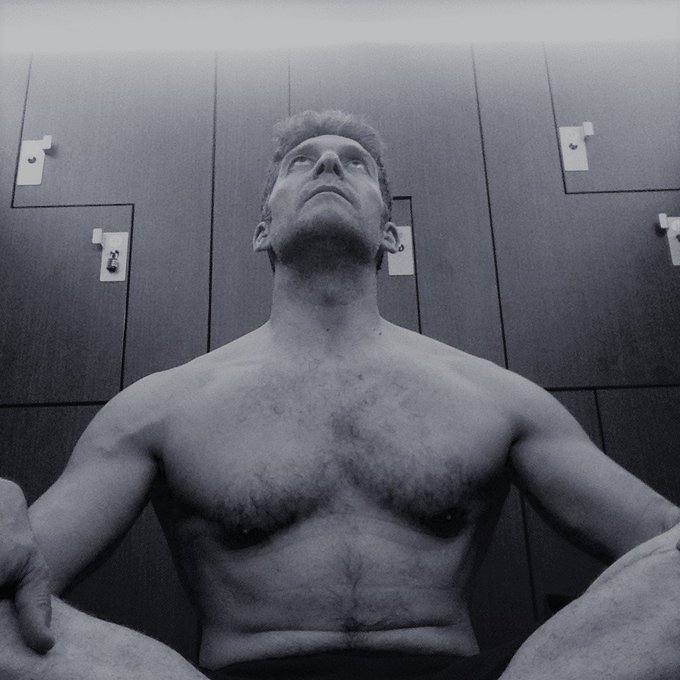 Aqui puedes verme https://t.co/HfIzhR9AsW y luego disfrutar. +34646671294. Adoro las mujeres.... https://t<a href="/tag/feliznavidad"class="tags"><span>#feliznavidad</span></a><a href="/tag/bigcock"class="tags"><span>#bigcock</span></a><a href="/tag/mature"class="tags"><span>#mature</span></a><a href="/tag/onlyfansspain"class="tags"><span>#onlyfansspain</span></a>