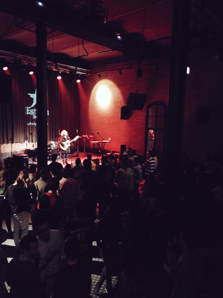 telecogresca's tweet photo. Increïble concert commemoratiu 🎂 Els 40 anys de Gresca han començat avui! Gràcies a tothom qui ho heu fet possible ☺️#Telecogresca18 #40anysdegresca @EstrellaDammCat https://t.co/neKwh7mD1a