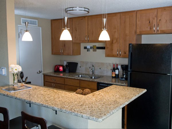 303multifamily's tweet photo. We understand what it takes to deliver a quality living experience through thoughtful planning and design in both stabilized and transitional markets. https://t.co/OvccHr4oF0 https://t.co/kEydlEhVT7