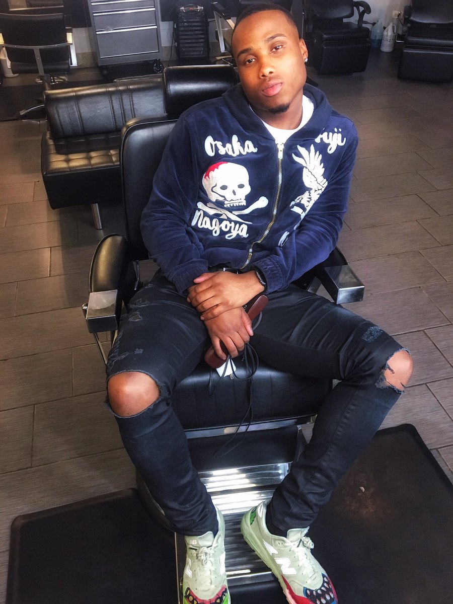officialDFresh5's tweet photo. This is me @officialDFresh5 https://t.co/ArEcvoDMQG