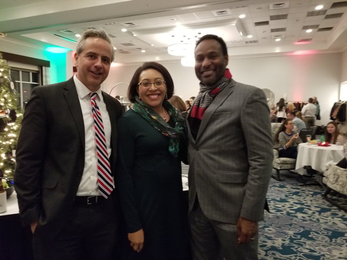VanderbiltENT's tweet photo. @VanderbiltENT Otolaryngology friends celebrate a successful year at the VBWC Annual Holiday Party on Broadway at the Hilton Garden Inn. https://t.co/xizpy5NKFv