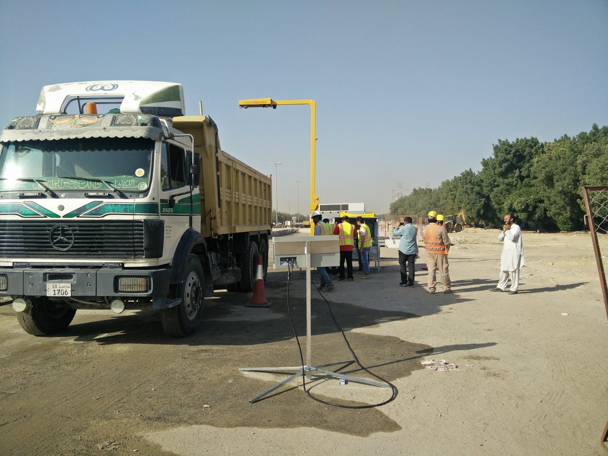 LoadScan's tweet photo. Smiles all round for new #loadscan customers – from #Kuwait to #SouthAfrica
https://t.co/Ax2pir9z7q https://t.co/O0tP6oPXZK