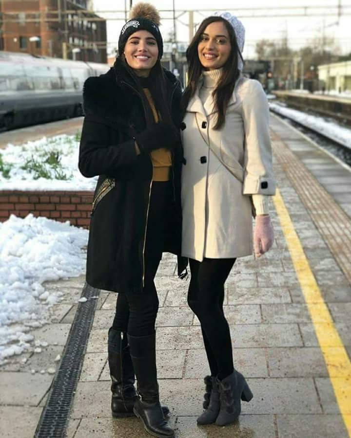 feminamissindia's tweet photo. When @MissWorldLtd sisters meet! @steph_delvalle @ManushiChhillar ❤ https://t.co/ja6F71UQW7