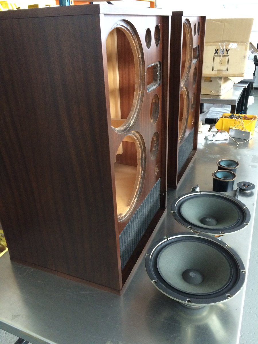 PerreauxAudio's tweet photo. Our heritage ML80 loudspeaker cabinets 

They are in mahogany veneer and have been stained and finished in 30 % gloss as per the orignal units. They are just so impressive &amp; beautiful https://t.co/CXE49abQzj