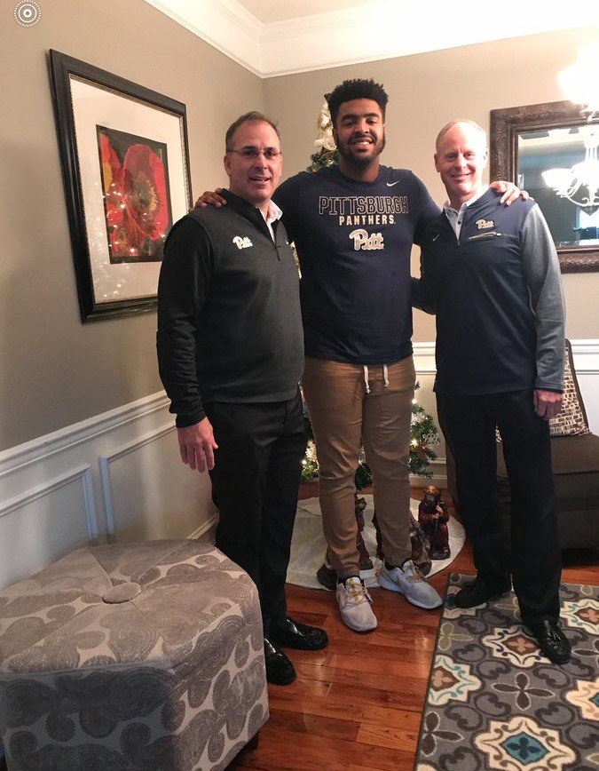 JuCoFootballACE's tweet photo. Chase Brown @chasebrown73  @ Lackawanna JuCo @LCFalconsFB + @Pitt_FB Commit visited by @CoachDuzzPittFB + @CoachTimSalem https://t.co/OqQF4nUAKi