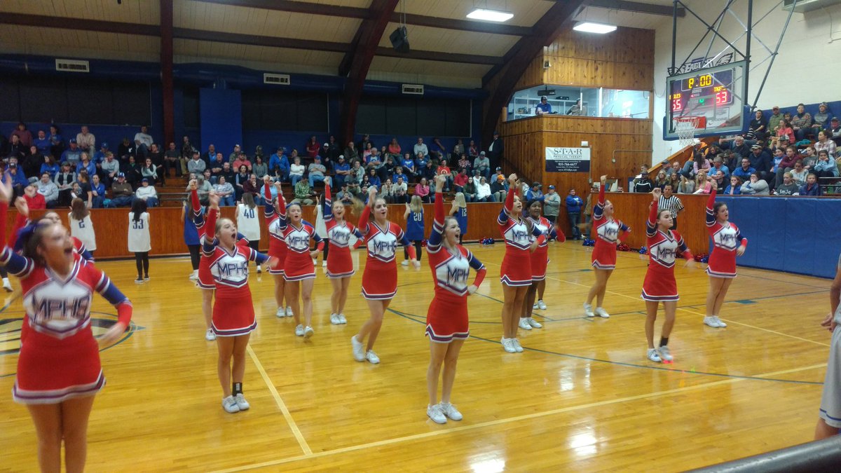 webbwillymad's tweet photo. Cheerleaders want to know if we are proud to be a Tiger.  Yes We Are! https://t.co/VUzxaEsWQv