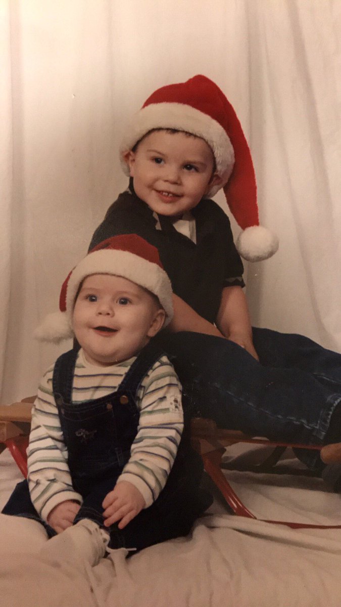 I miss my babies being this young again 😳😉