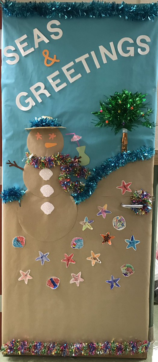 pklearningluau's tweet photo. Wow. Just wow. Thank you, Mrs. Lindner for the beautiful door! ❤️🎄🎅🏻🌴 Seas &amp; Greetings, y'all! https://t.co/g8Bny8lg2S