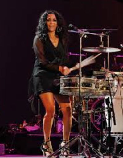  Happy Birthday to Sheila E. 