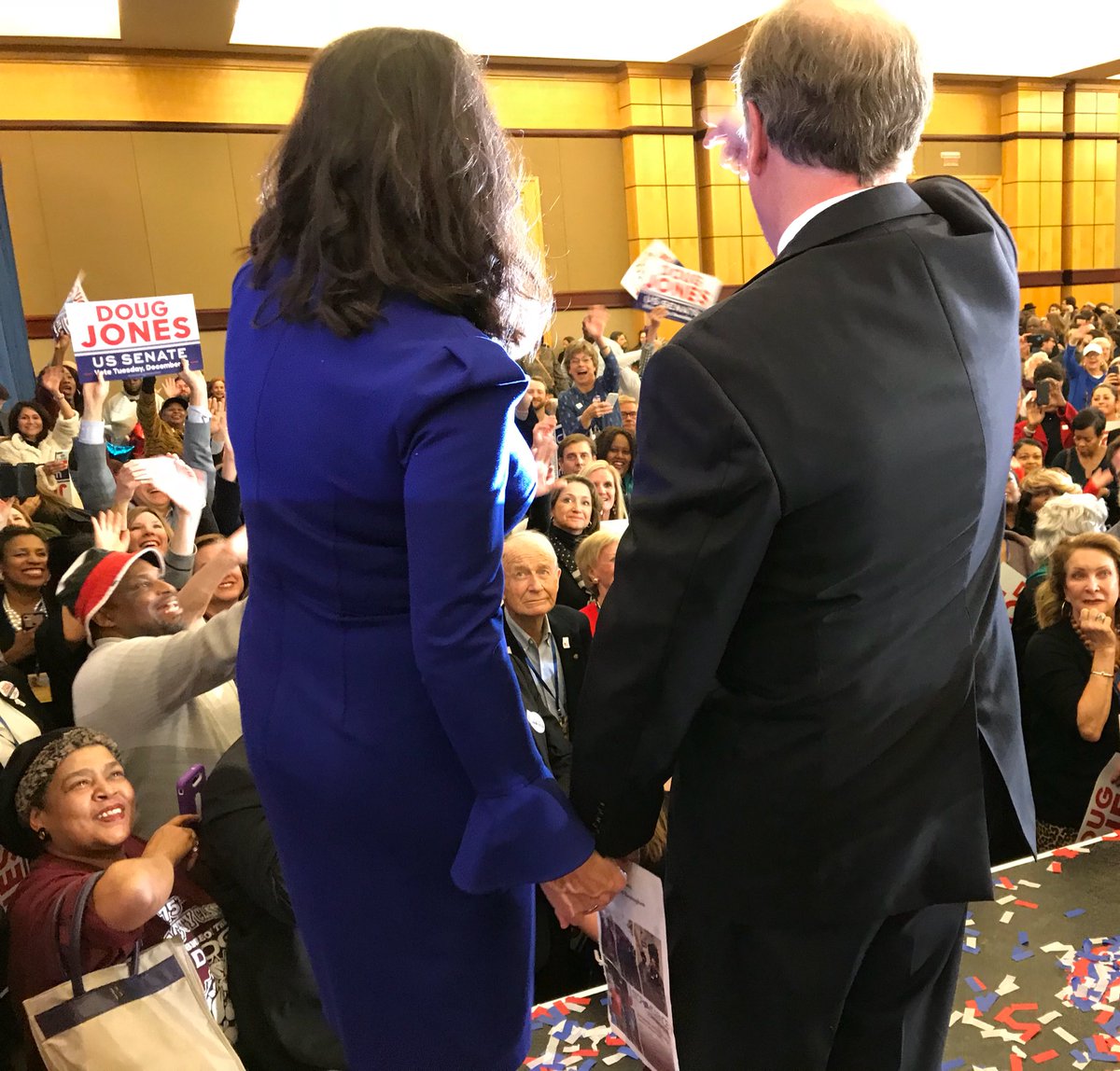 “On a very personal level, I want to thank each of you for fulfilling a lifelong dream to serve in the U.S Senate.

We have work to do in this state. 

Thank you all, god bless you.”

Doug Jones, election night victory.
#RightSideOfHistory