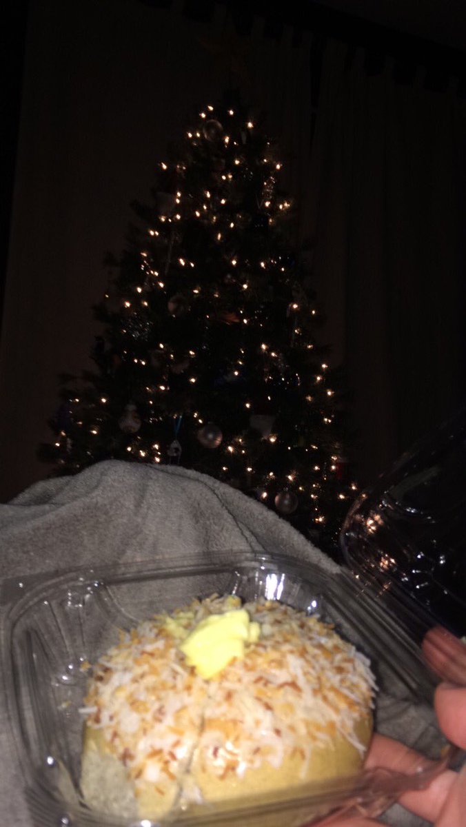 schoolbread's tweet image. Happy Holidays.