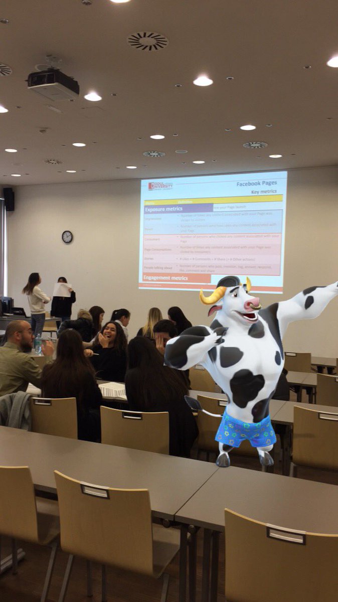 lyndonjbnixon's tweet image. Discovering #AR in #newmedia class today @moduluniversity - courtesy #Snapchat AR filters. Students learn all forms of #interactivemarketing approaches in our BSc specialization too!