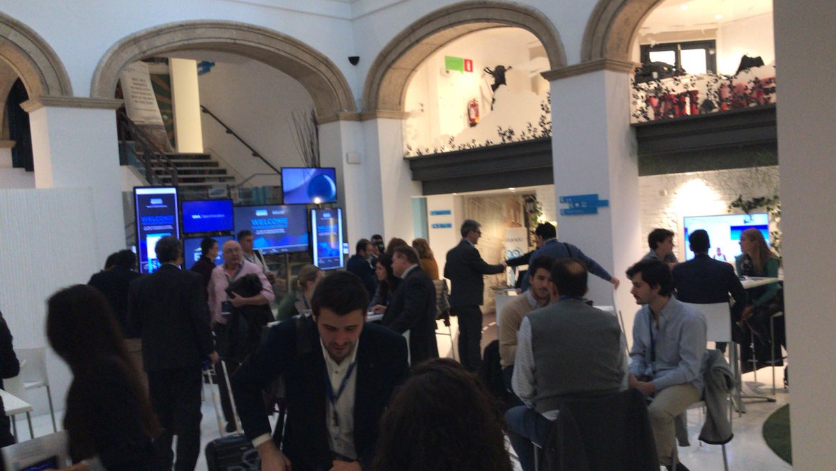Tbiomed_es's tweet photo. Mucho movimiento en el #7IFbyMITef Mañana de reuniones contactando #inversores para nuestra #startup TBIOM proyecto: #Airmony #stopapnea @mitefspain. @francescmarbol @bbva @BBVAInnovation https://t.co/Y5Drnq4a7Y