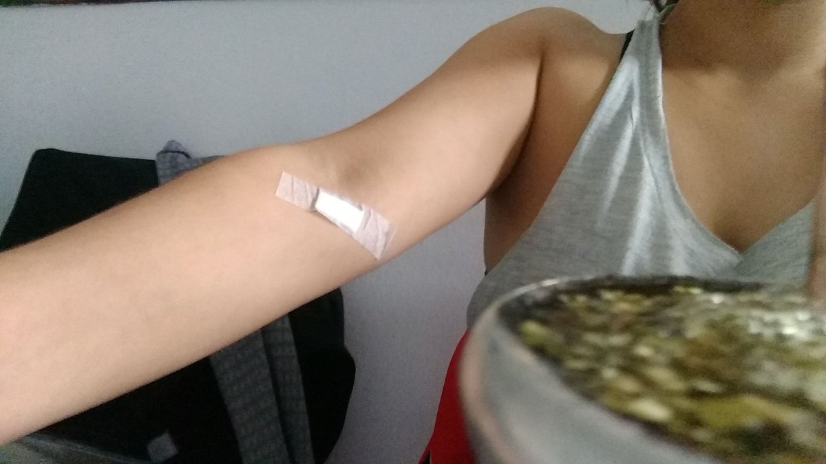 Paupizzolato's tweet photo. Esto tendría que estar prohibido a las 7 de la mañana.  💉💉💉🔫 https://t.co/FXDc8vYFjB