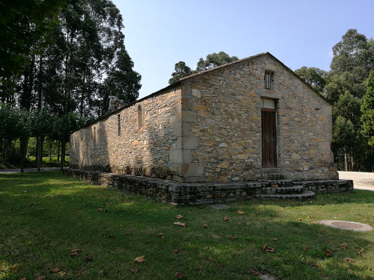 campanariospain's tweet photo. Ermita del Obispo Santo(s.XVII) de Foz #Lugo #galicia #galiciacalidade https://t.co/BzzxUJFKTE
